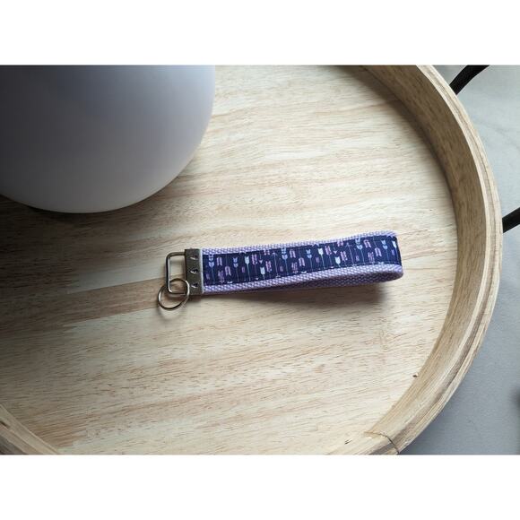 Arrow Keychain Wristlet Feather Boho Fabric‎ Key Ring FOB Purple Farmhouse Gift - Picture 4 of 7
